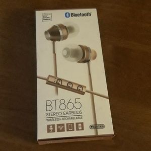 NWOT BLUETOOTH STEREO EARBUDS